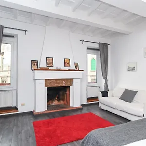  Apartamento Gorgeous Trastevere Loft On The River Italia