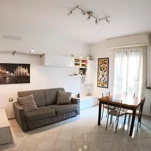 https://casa-bagai.italymilanhotels.net